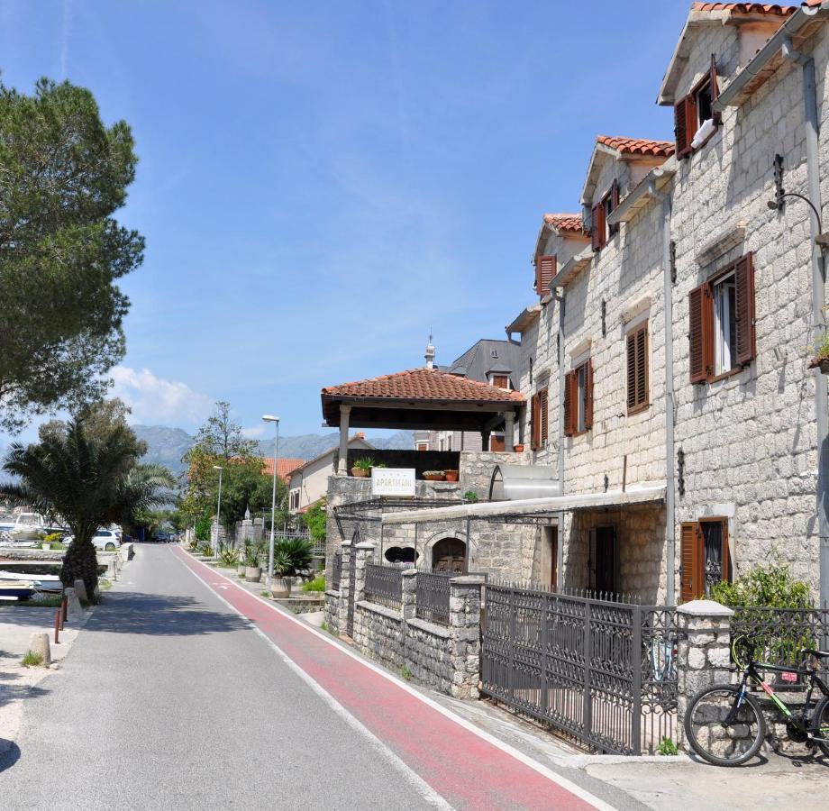 Apartments Vujosevic Cattaro Esterno foto